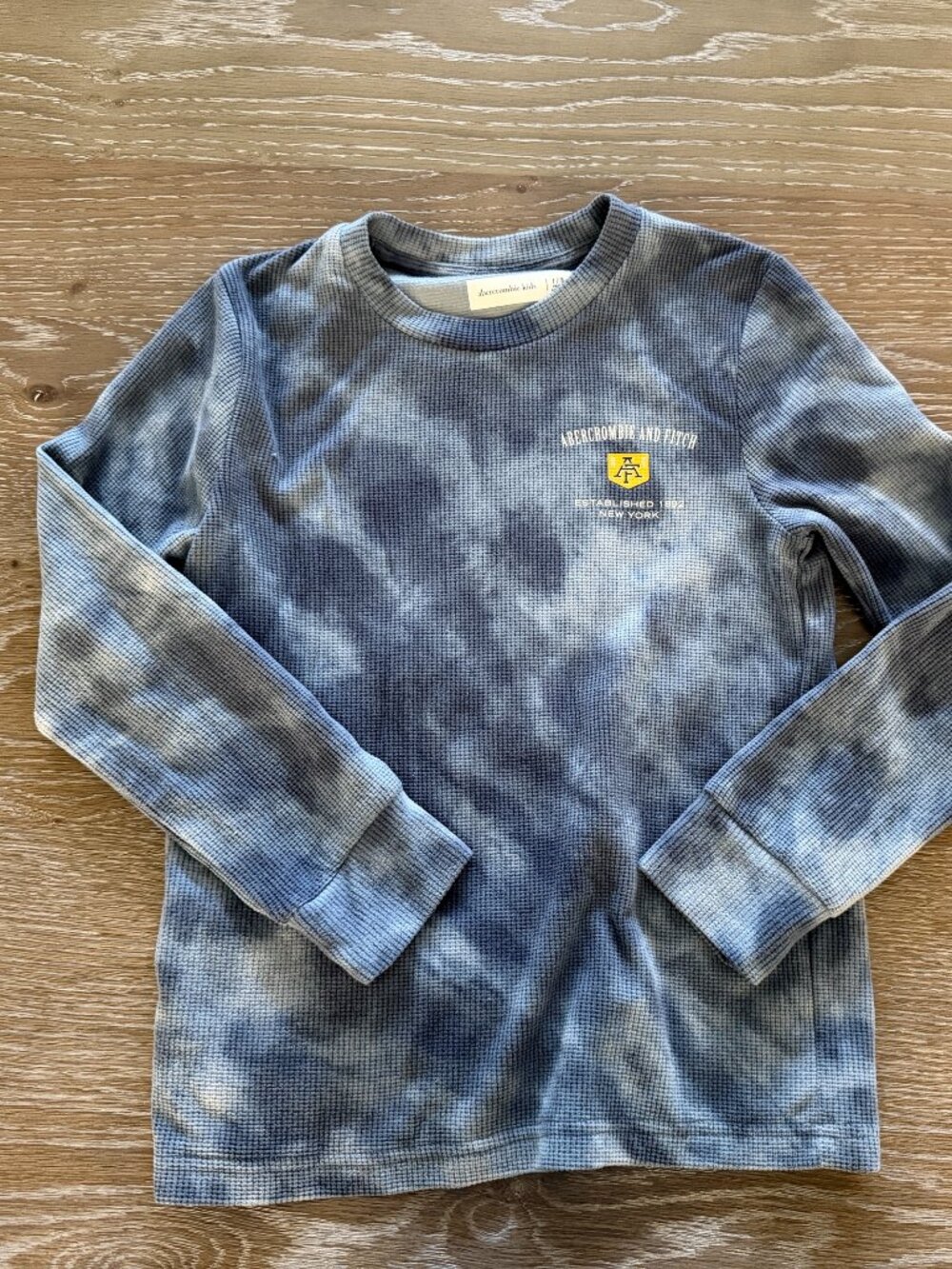 Boys Abercrombie Kids blue/white tie dyed thermal long sleeve shirt top size 7/8